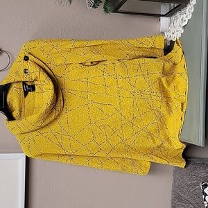 Ali Miles Cowl Neck w/ button detail  3/4 Sleeve Textured Medium Top.